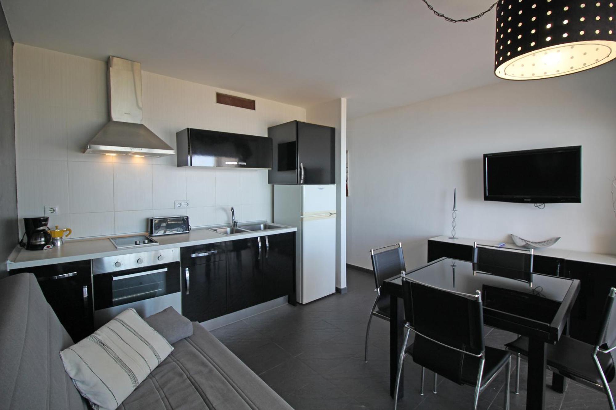 Basic Comfort Studio Manhattan 0115 إمبوريابرافا المظهر الخارجي الصورة